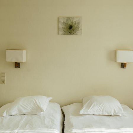 Hotel Kempenrust Kasterlee Bagian luar foto